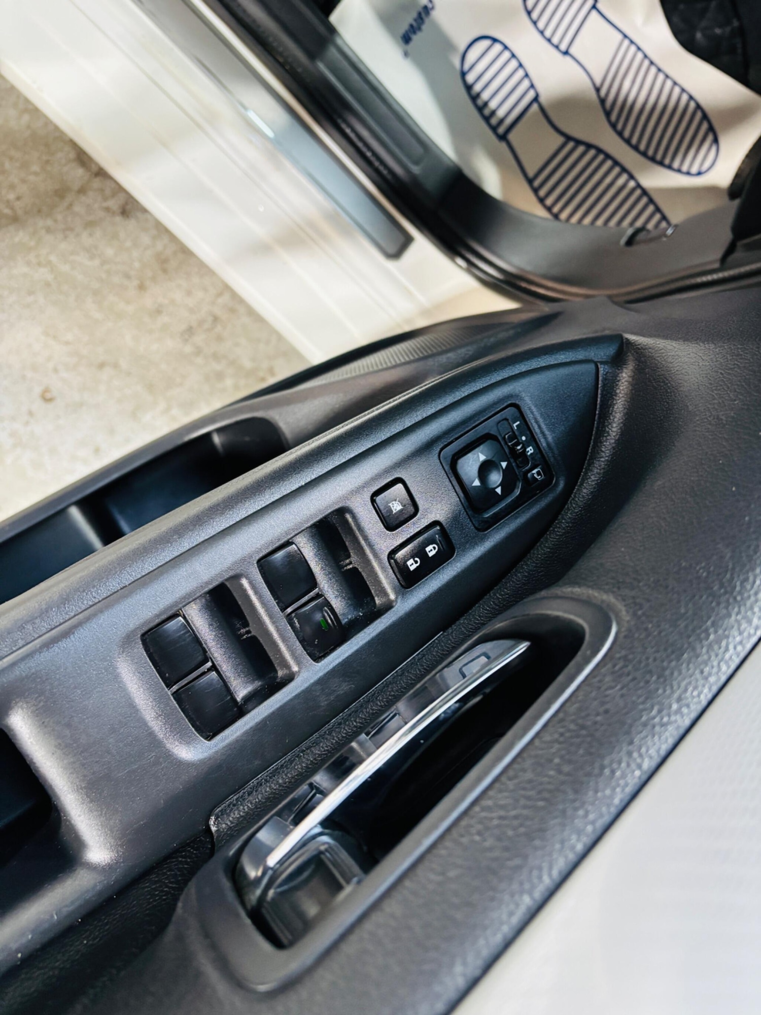 Used Mitsubishi Outlander 2015 for sale - 78019705: Photo 29