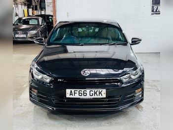 Used Volkswagen Scirocco 2016 for sale - 79374558: Photo