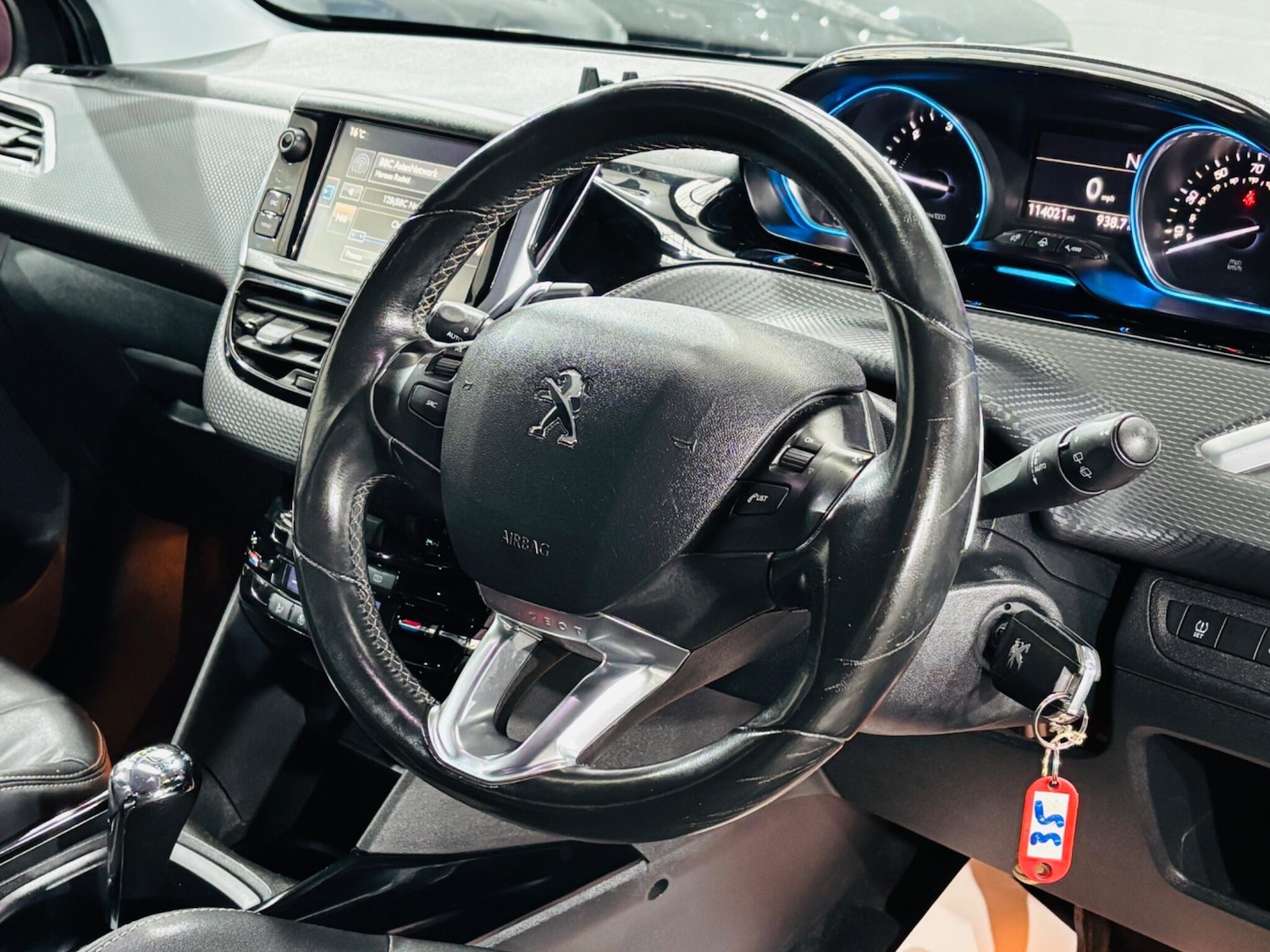 Used Peugeot 2008 2015 for sale - 76562166: Photo 11