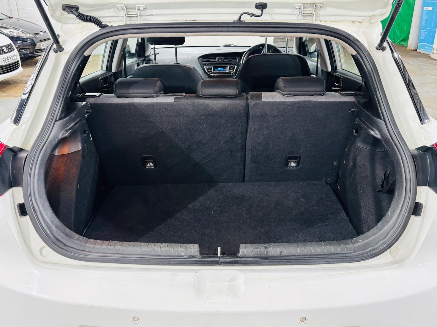 Used Hyundai i20 2017 for sale - 78203945: Photo 27