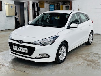 Used Hyundai i20 2017 for sale - 78203945: Photo