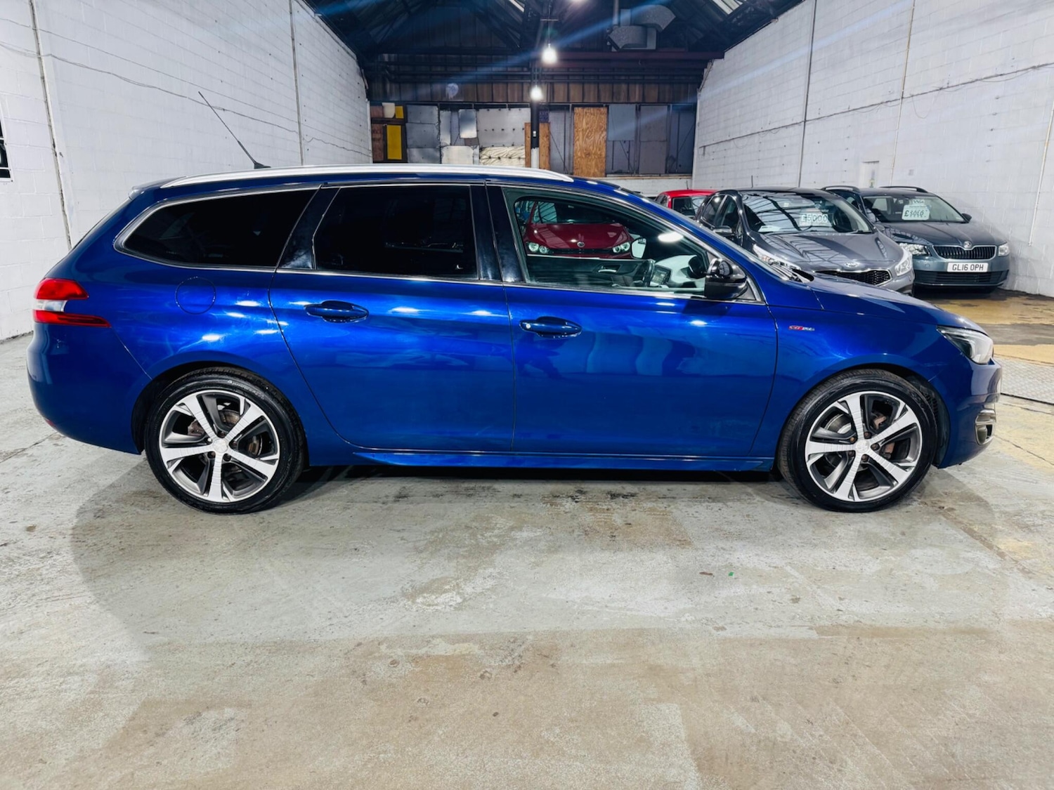 Used Peugeot 308 2016 for sale - 77330657: Photo 8