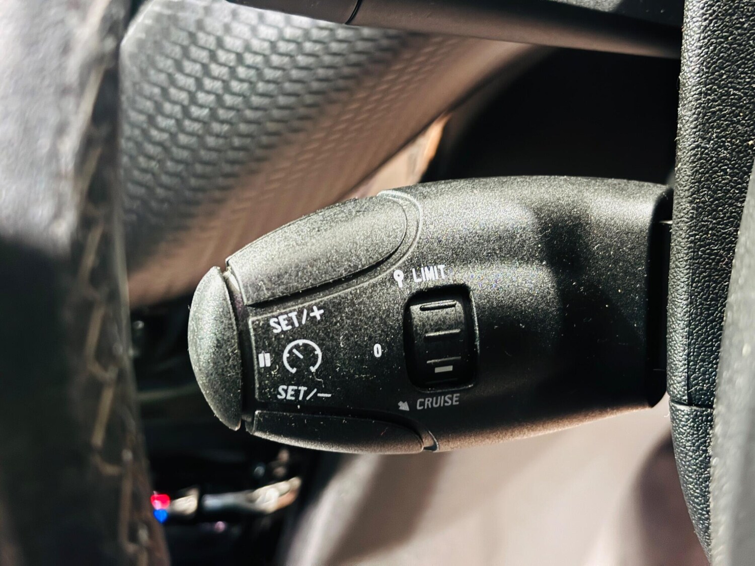 Used Peugeot 2008 2016 for sale - 78058745: Photo 26