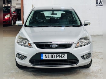 Used Ford Focus 2010 for sale - 75682334: Photo