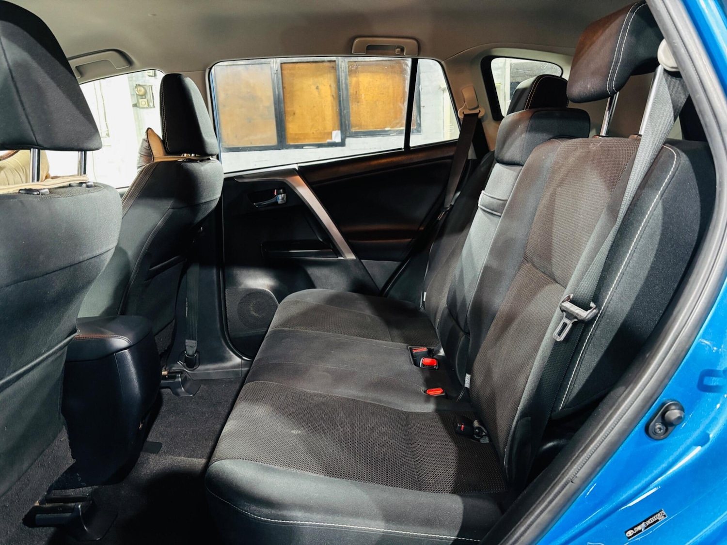 Used Toyota RAV4 2016 for sale - 76432189: Photo 16