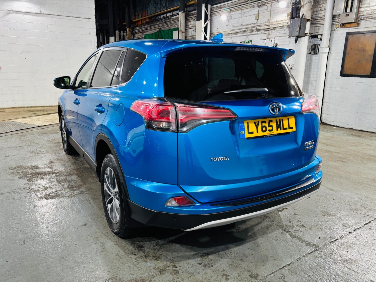 Used Toyota RAV4 2016 for sale - 76432189: Photo 7