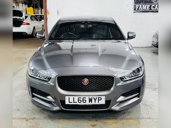 Used Jaguar XE 2016 for sale - 78636163: Photo