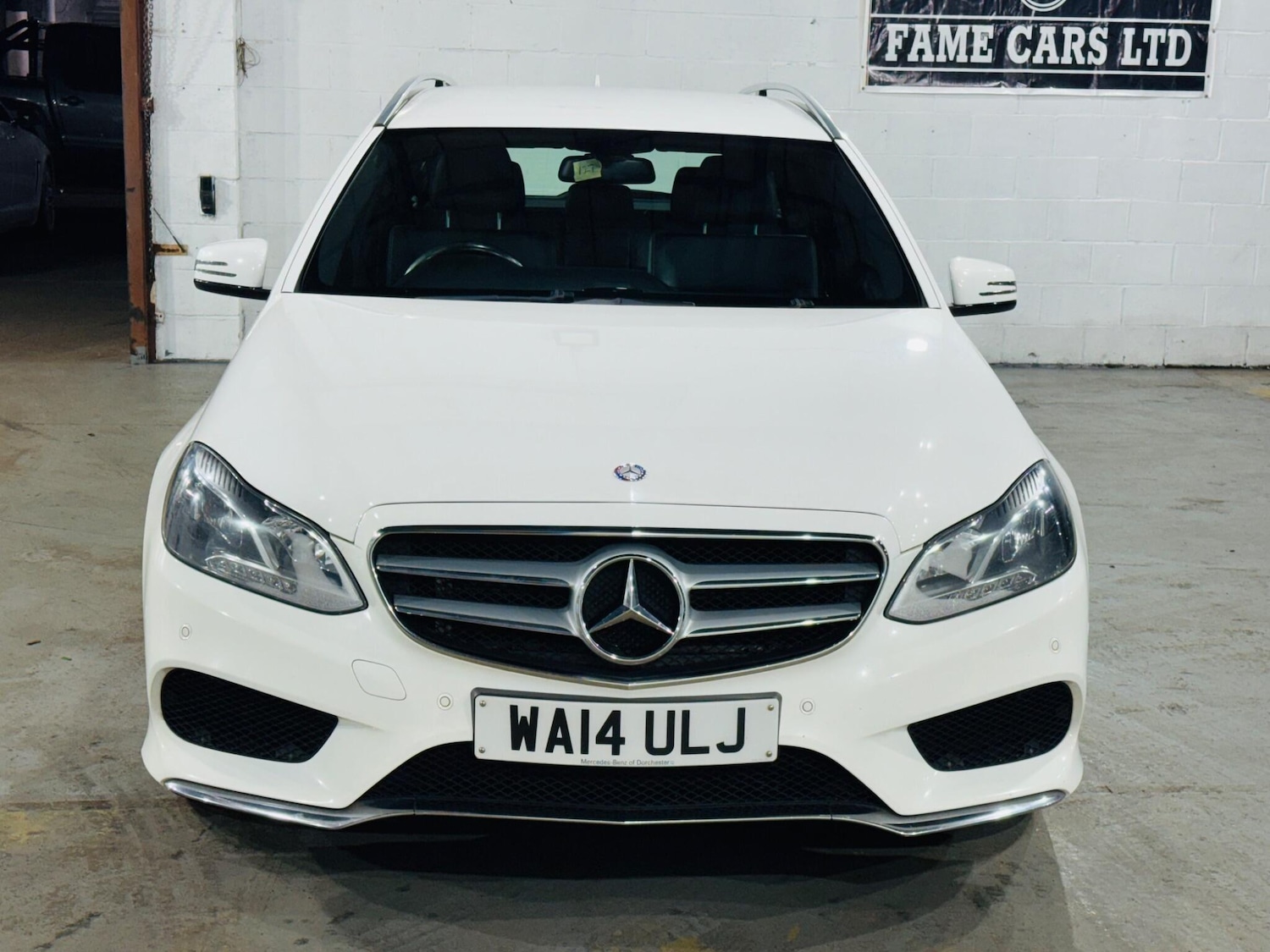 Used Mercedes-Benz E Class 2014 for sale - 77330539: Photo 2