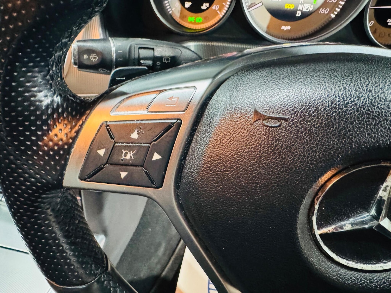 Used Mercedes-Benz E Class 2014 for sale - 77330539: Photo 22