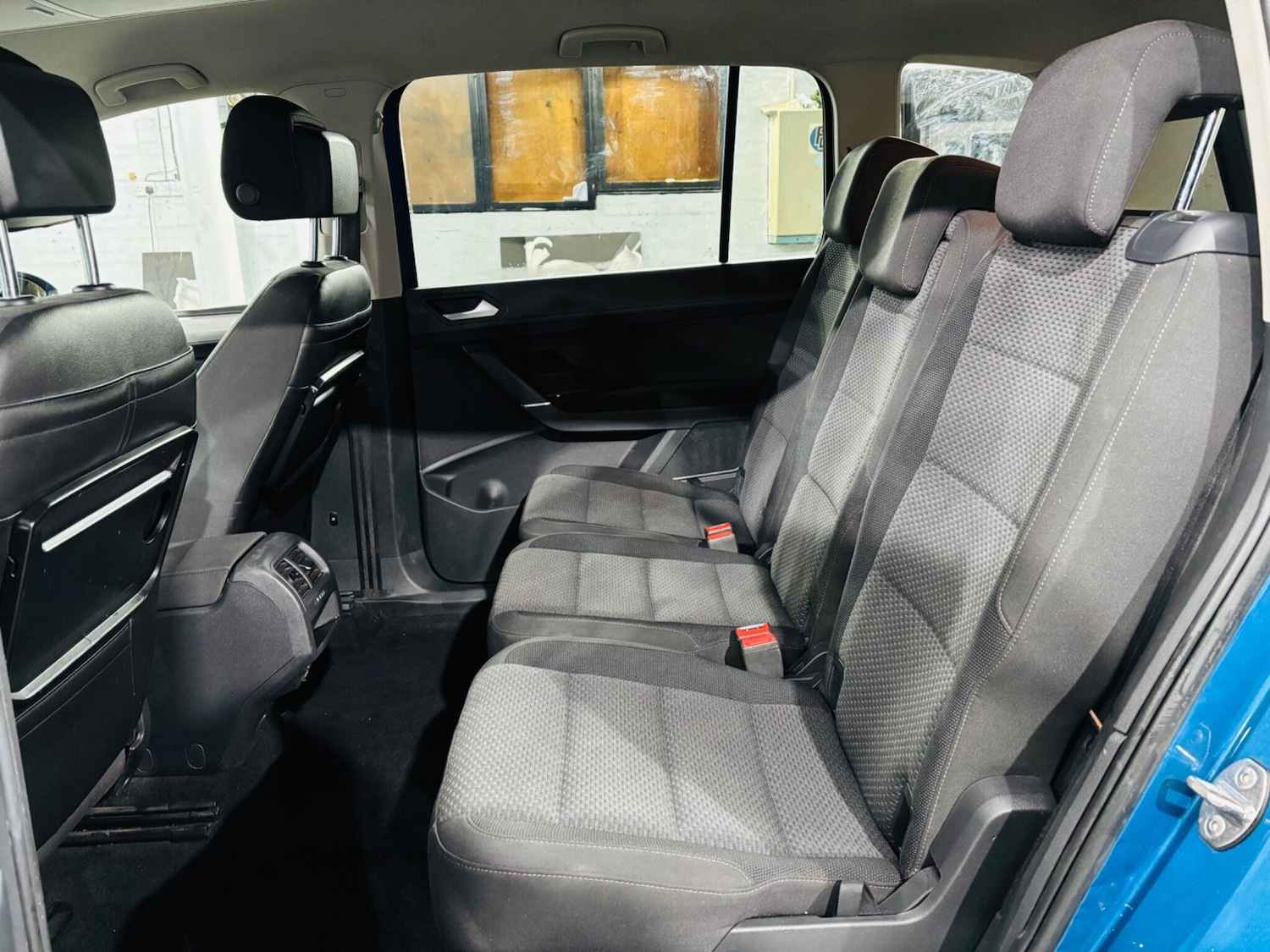 Used Volkswagen Touran 2016 for sale - 76701942: Photo 14