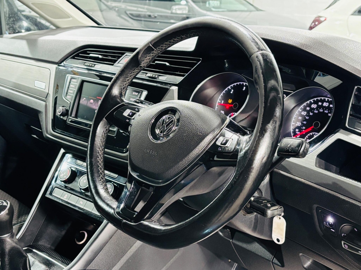 Used Volkswagen Touran 2016 for sale - 76701942: Photo 9