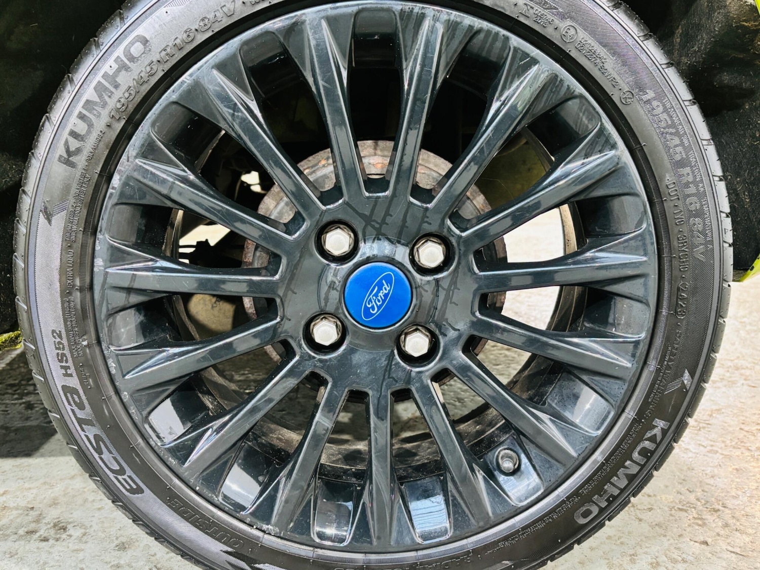 Used Ford Fiesta 2010 for sale - 76926669: Photo 29