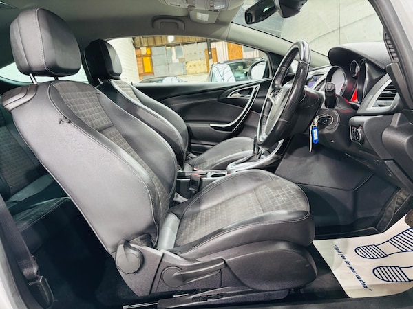Used Vauxhall Astra GTC 2012 for sale - 76227821: Photo 13