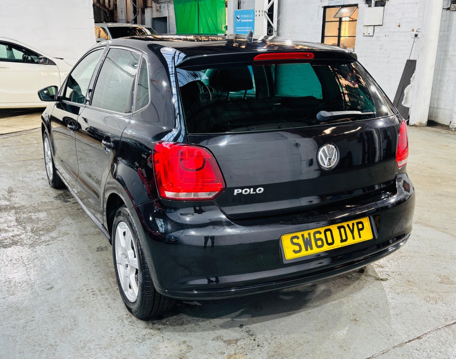 Used Volkswagen Polo 2010 for sale - 76659210: Photo 8