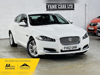 2012 (12) - 2.2d Luxury Auto Euro 5 (s/s) 4dr