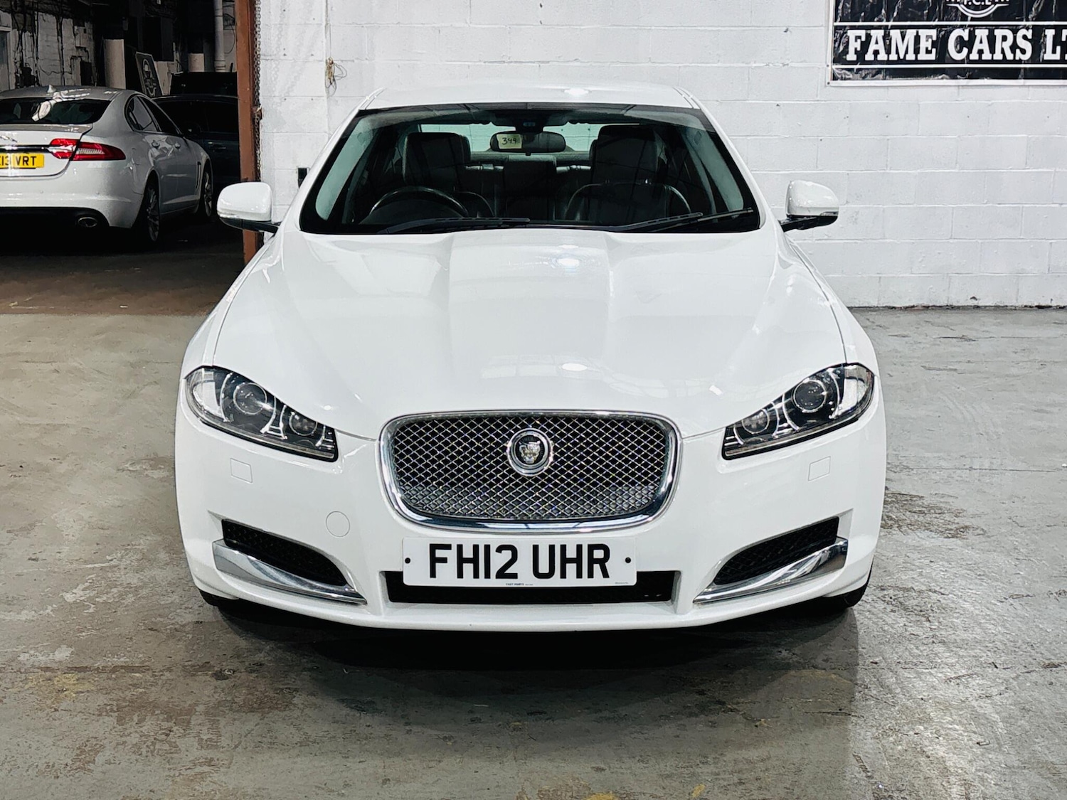 Used Jaguar XF 2012 for sale - 76349506: Photo 2