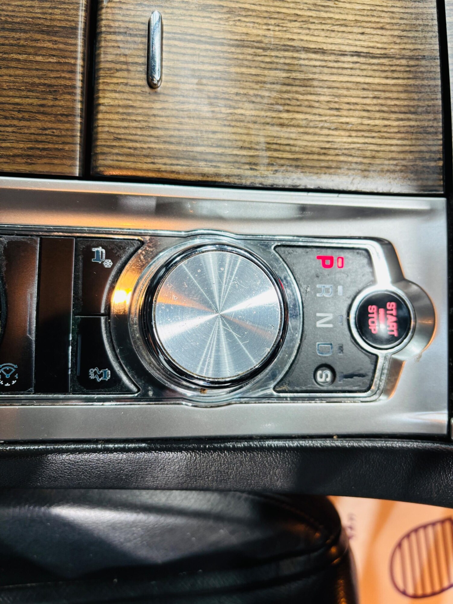 Used Jaguar XF 2012 for sale - 76349506: Photo 28