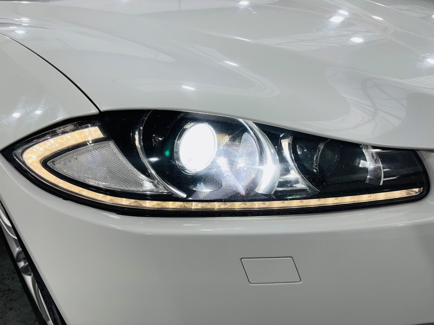 Used Jaguar XF 2012 for sale - 76349506: Photo 30