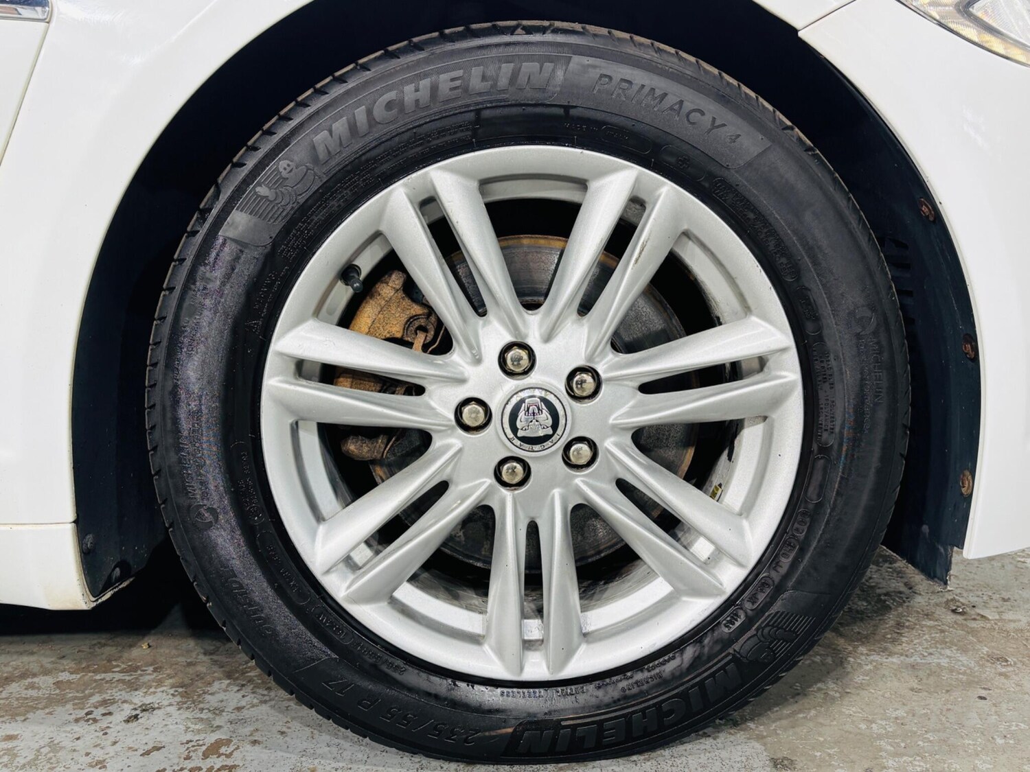 Used Jaguar XF 2012 for sale - 76349506: Photo 32