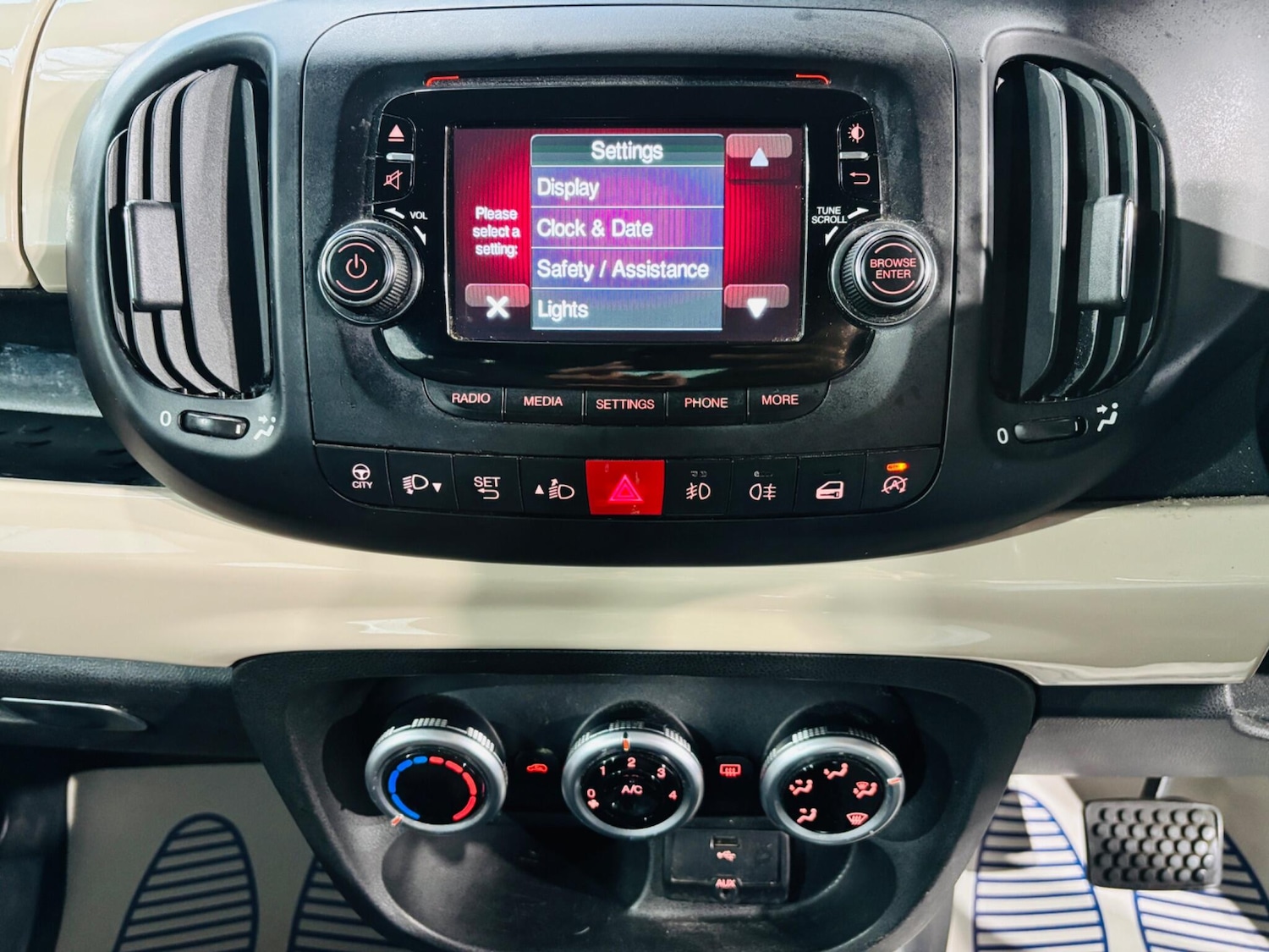 Used Fiat 500L 2013 for sale - 78185134: Photo 24