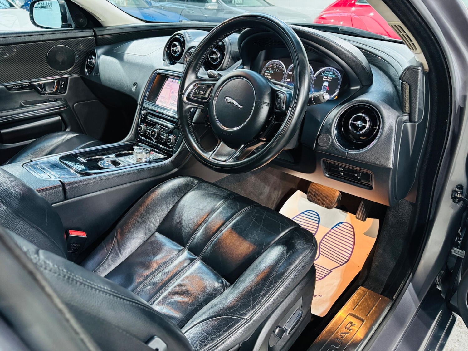 Used Jaguar XJ 2013 for sale - 76753011: Photo 10