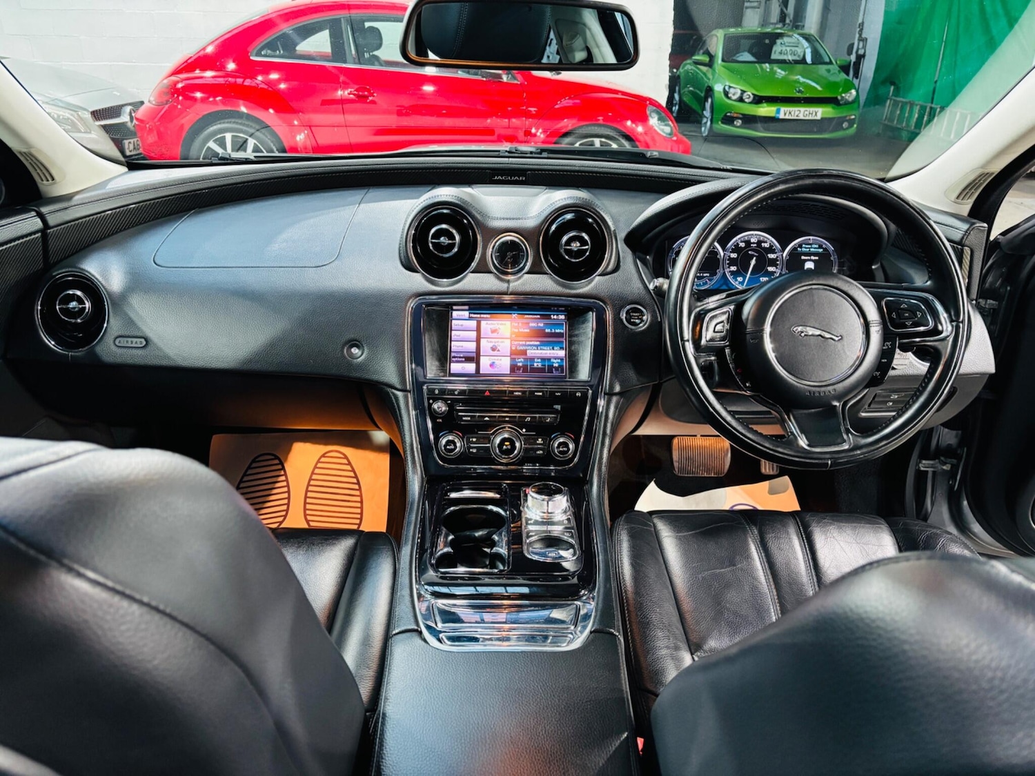 Used Jaguar XJ 2013 for sale - 76753011: Photo 32