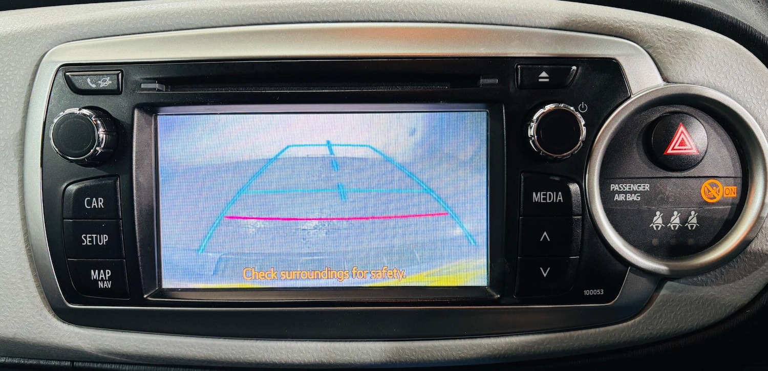 Used Toyota Yaris 2014 for sale - 76306861: Photo 28