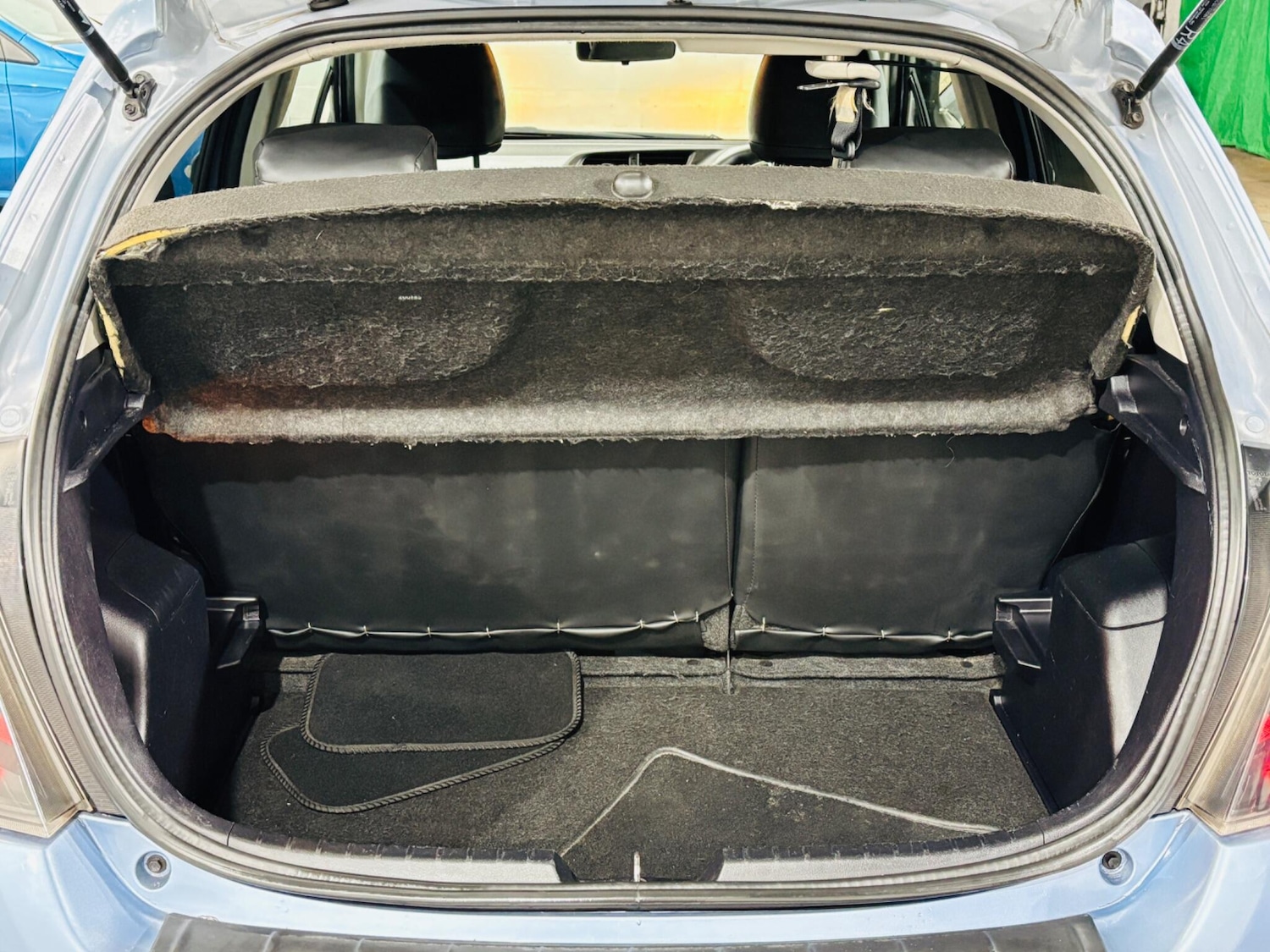 Used Toyota Yaris 2014 for sale - 76306861: Photo 35
