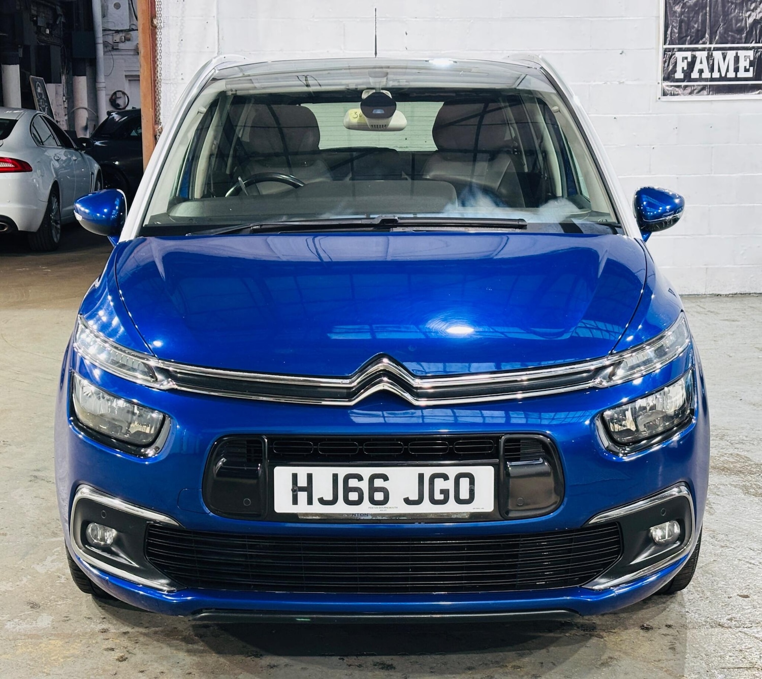 Used Citroen C4 Grand Picasso 2016 for sale - 76109129: Photo 2