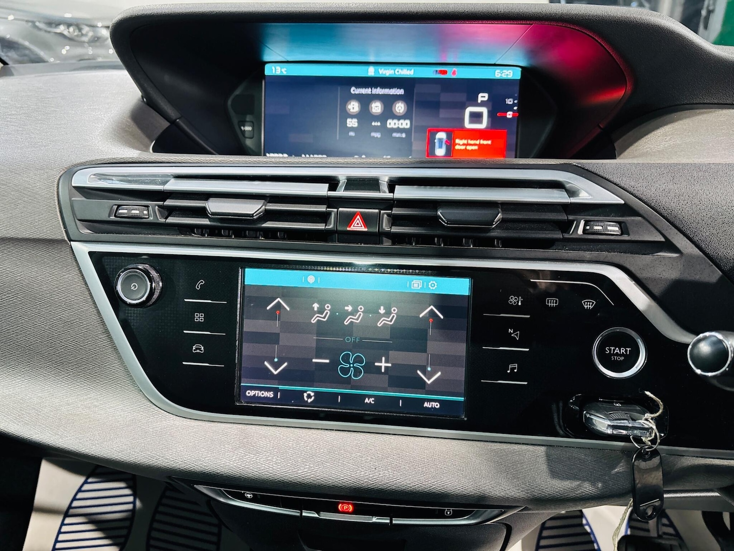 Used Citroen C4 Grand Picasso 2016 for sale - 76109129: Photo 29
