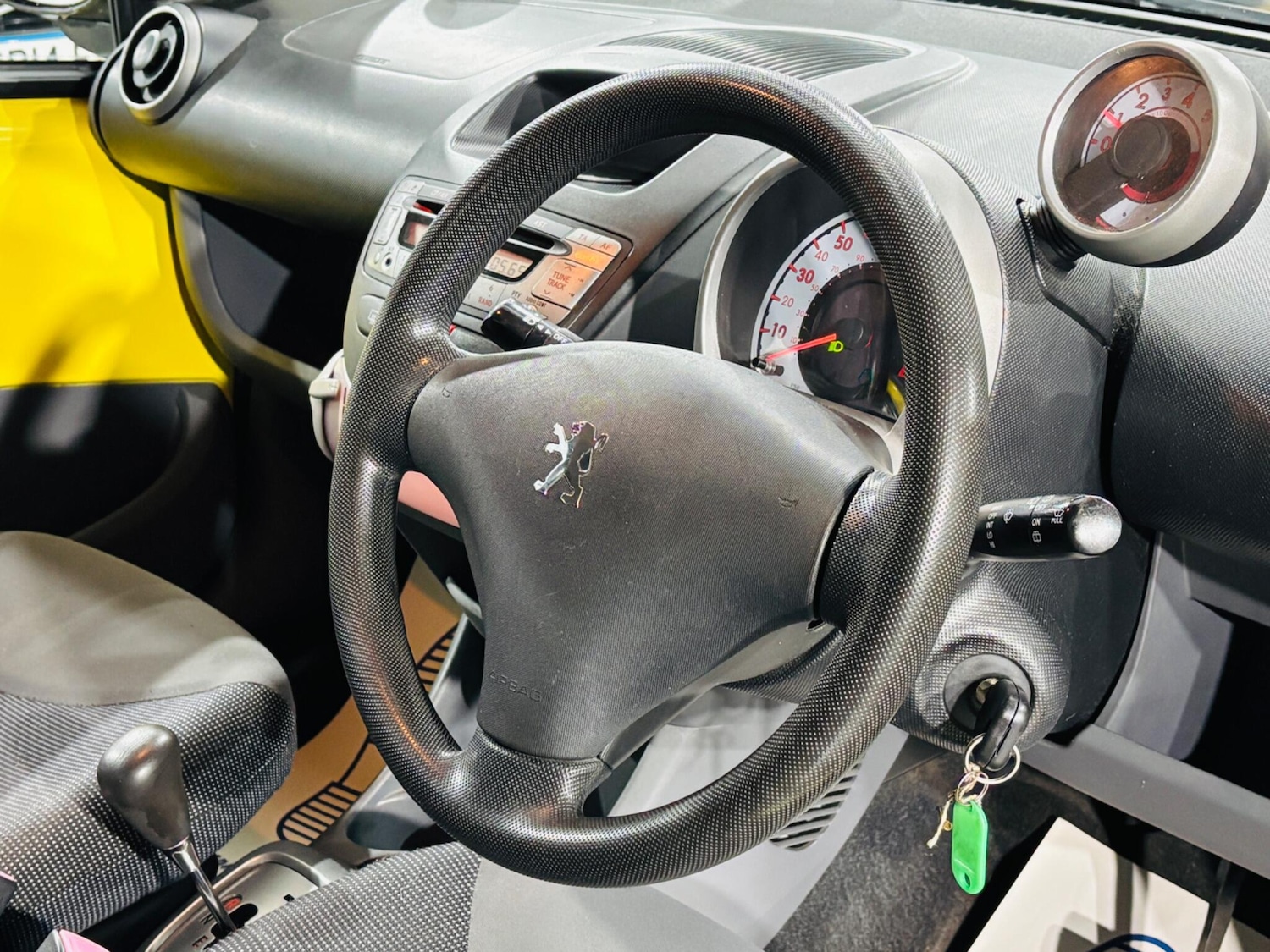 Used Peugeot 107 2006 for sale - 76886832: Photo 11