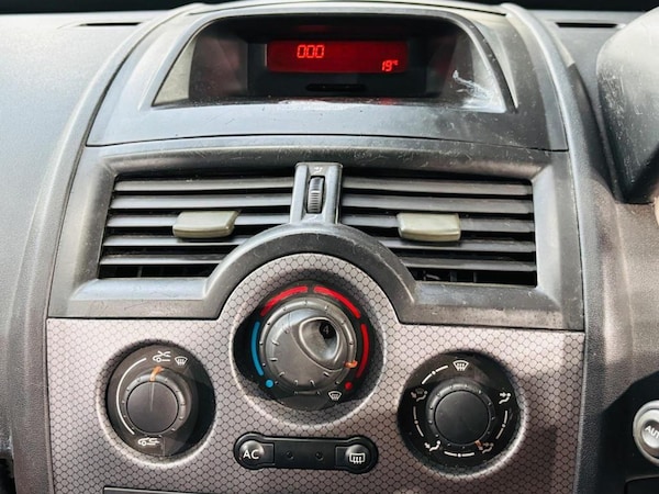 Used Renault Megane 2003 for sale - 75127021: Photo 19