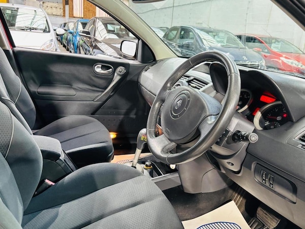 Used Renault Megane 2003 for sale - 75127021: Photo 9