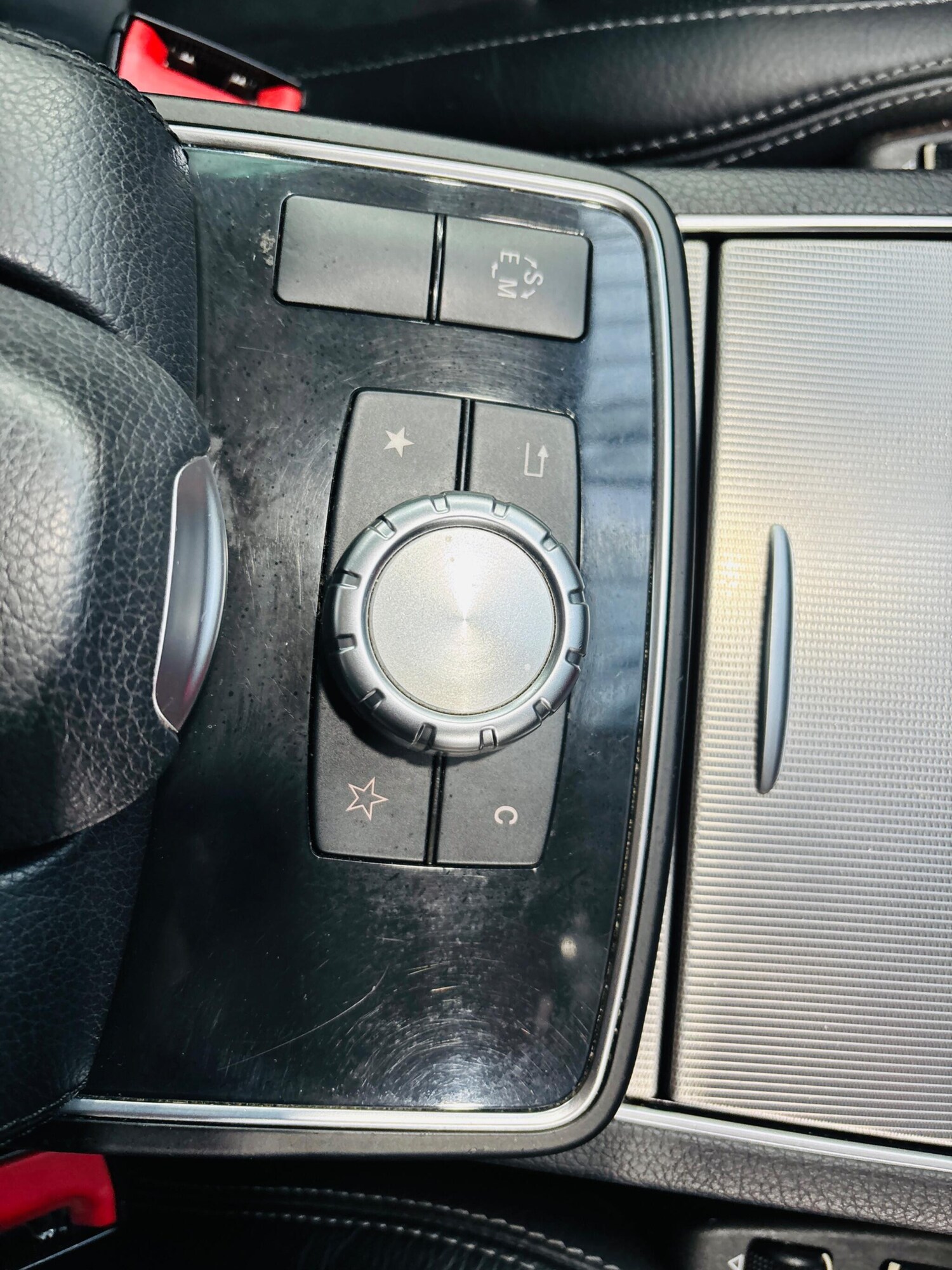 Used Mercedes-Benz E Class 2014 for sale - 76377600: Photo 30