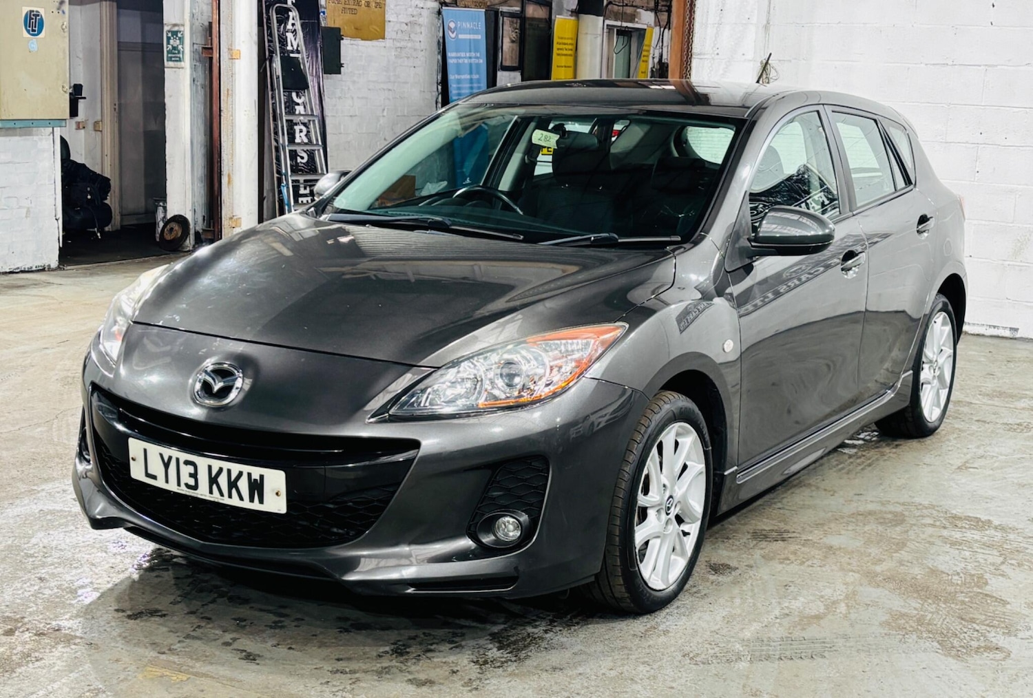 Used Mazda Mazda3 2013 for sale - 77597980: Photo 4