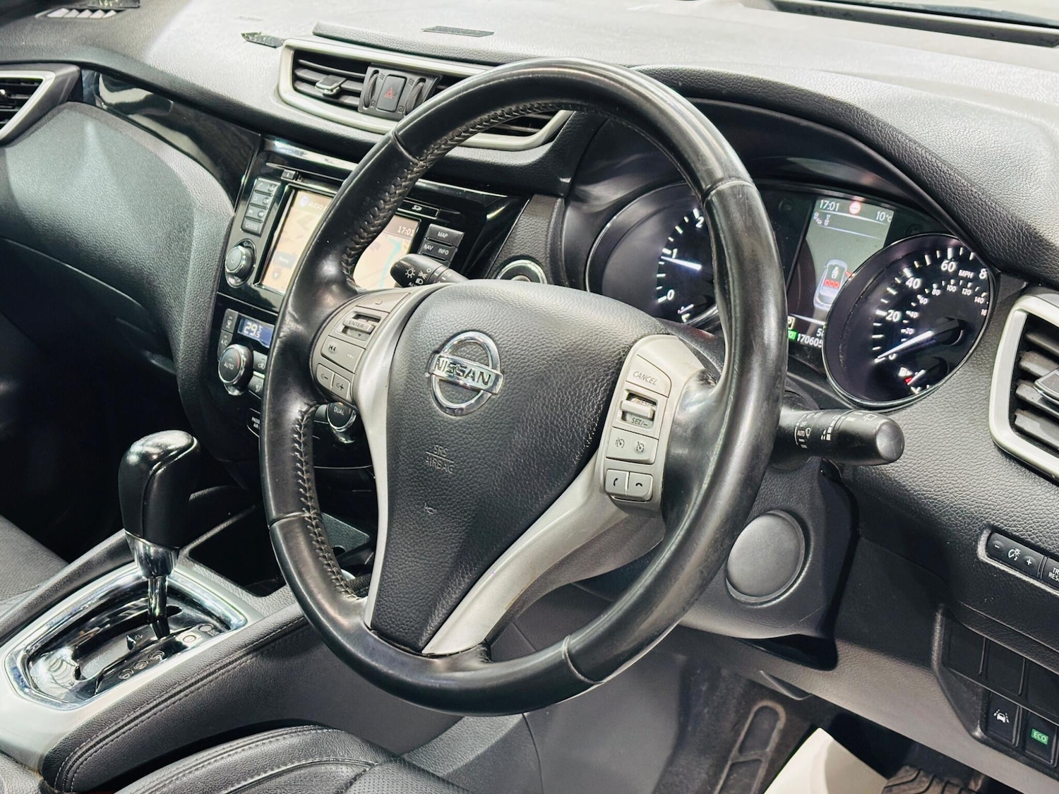 Used Nissan Qashqai 2015 for sale - 78205336: Photo 11