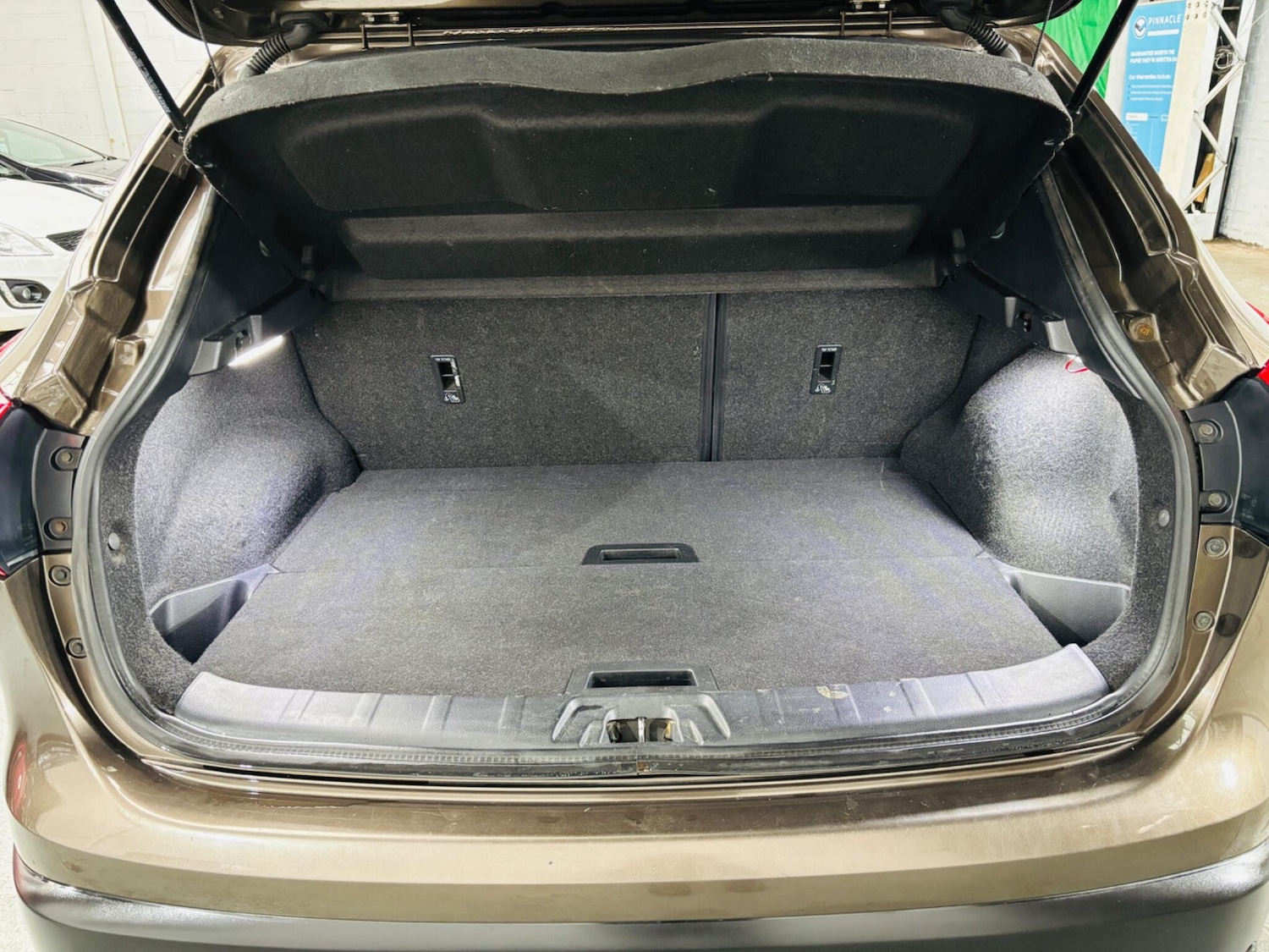 Used Nissan Qashqai 2015 for sale - 78205336: Photo 33