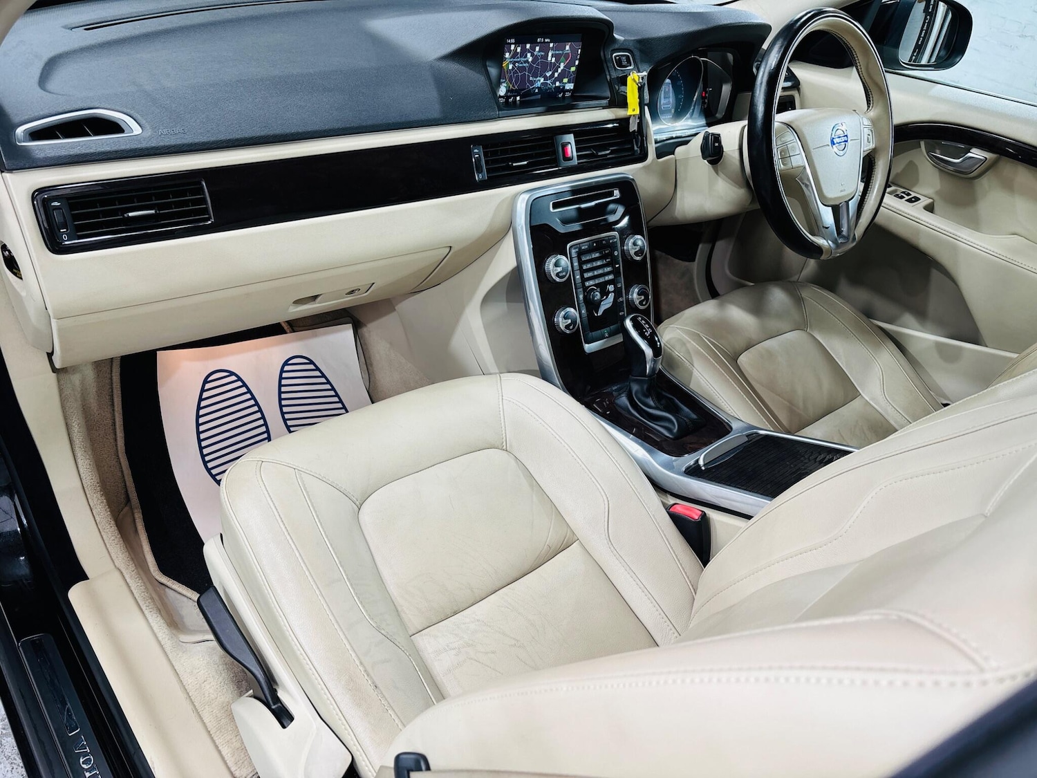 Used Volvo V70 2016 for sale - 76227291: Photo 13