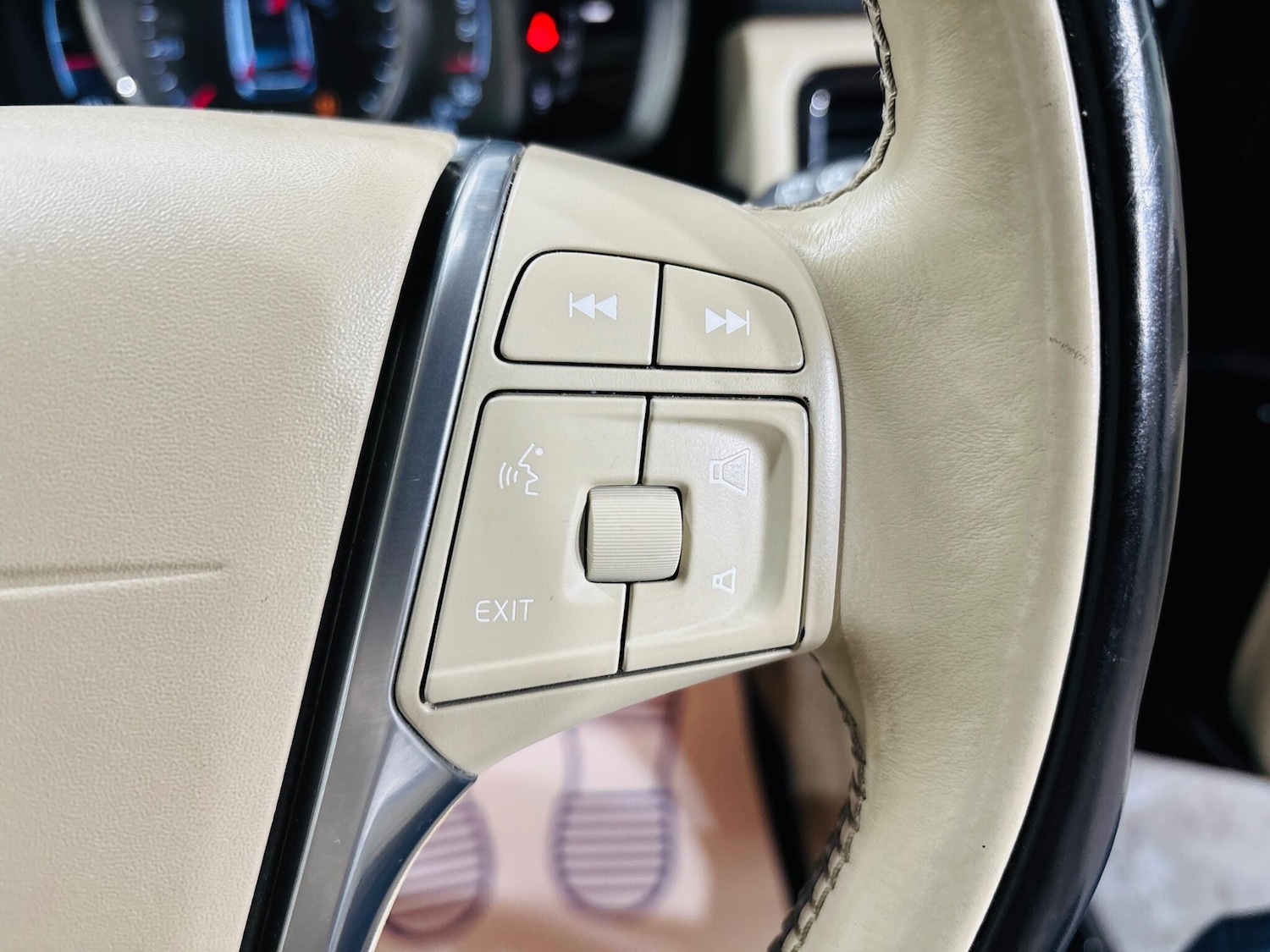 Used Volvo V70 2016 for sale - 76227291: Photo 19