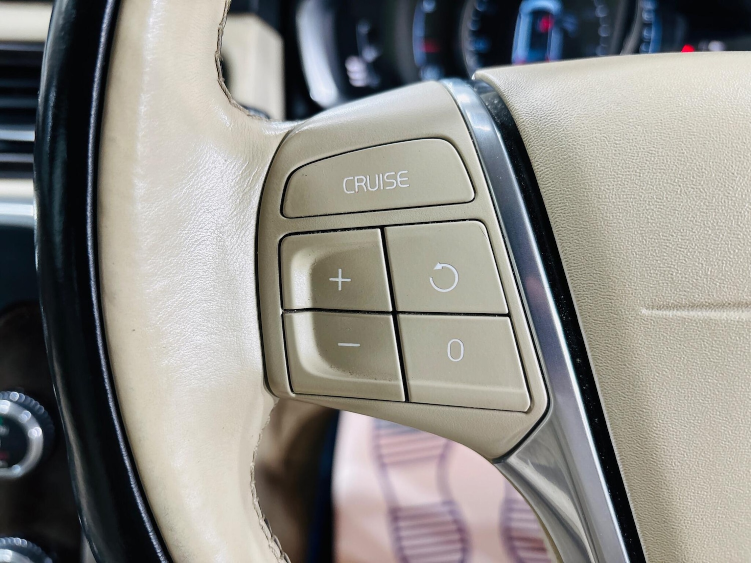 Used Volvo V70 2016 for sale - 76227291: Photo 20