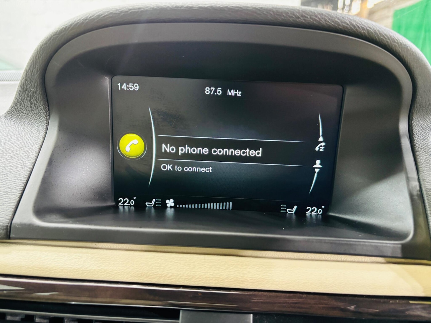 Used Volvo V70 2016 for sale - 76227291: Photo 25