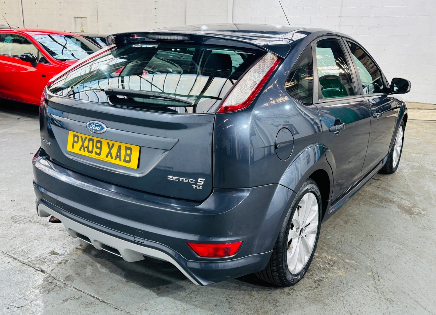 Used Ford Focus 2009 for sale - 76645851: Photo 5