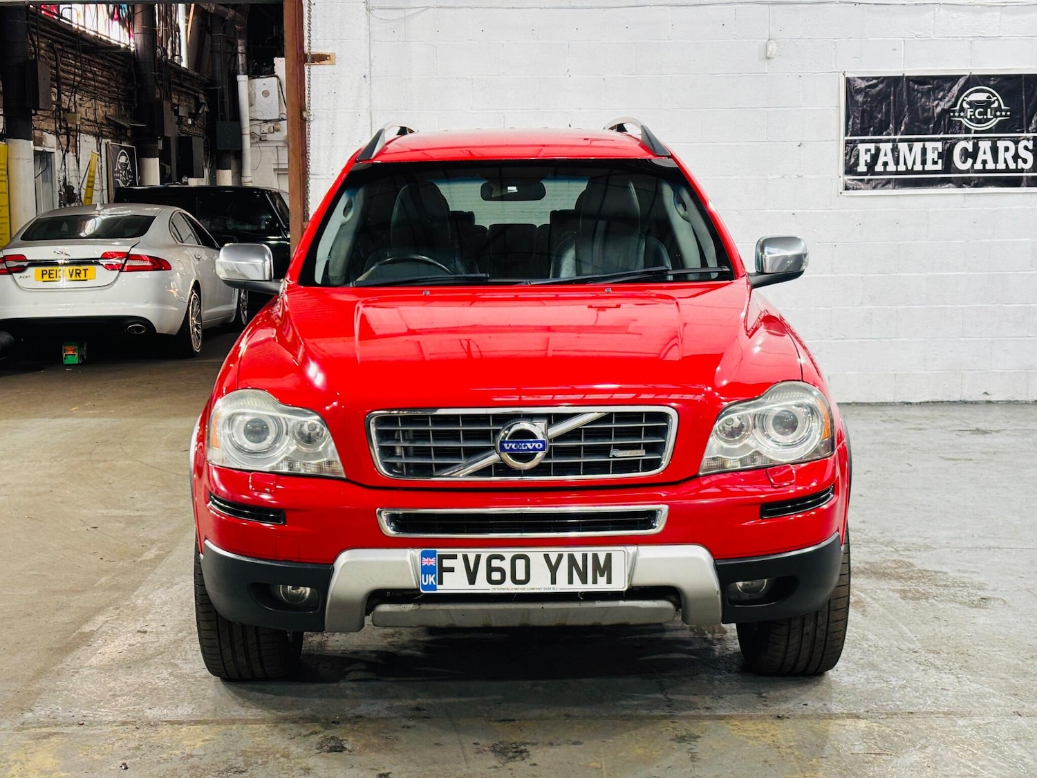 Used Volvo XC90 2010 for sale - 78086477: Photo 2