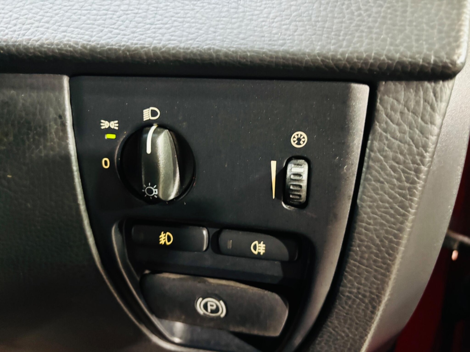 Used Volvo XC90 2010 for sale - 78086477: Photo 26