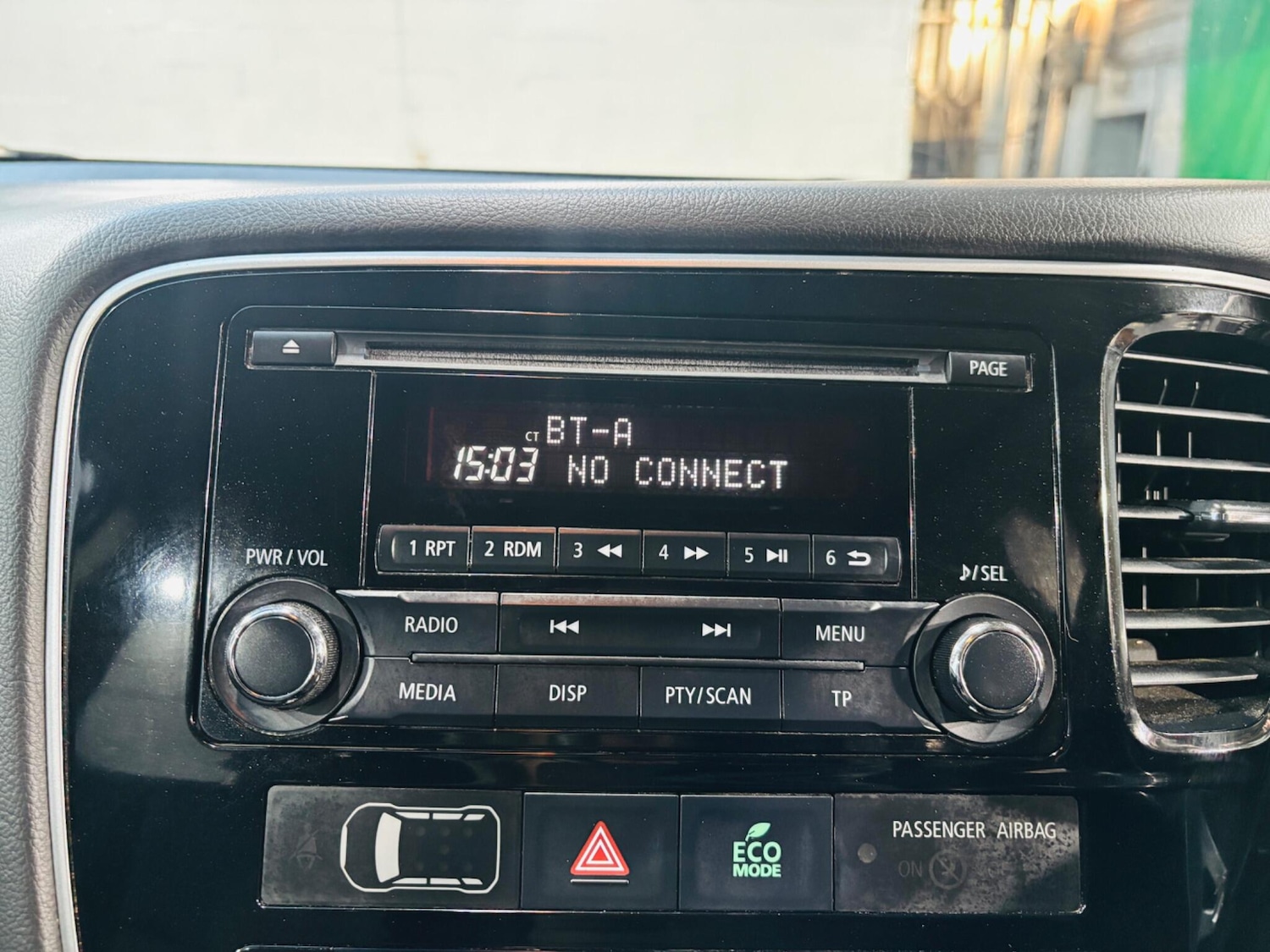 Used Mitsubishi Outlander for sale - 77925995: Photo 21