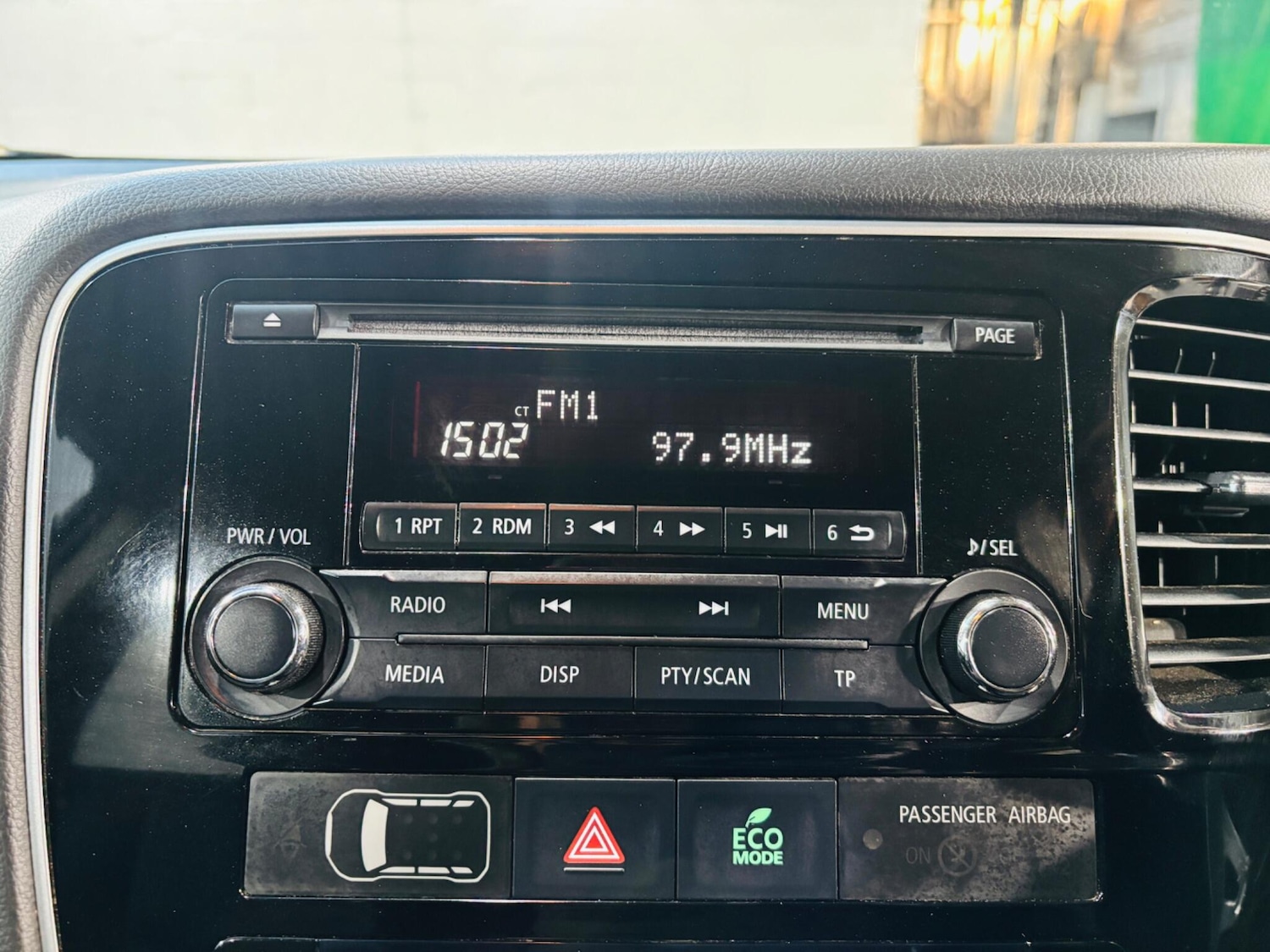 Used Mitsubishi Outlander for sale - 77925995: Photo 22