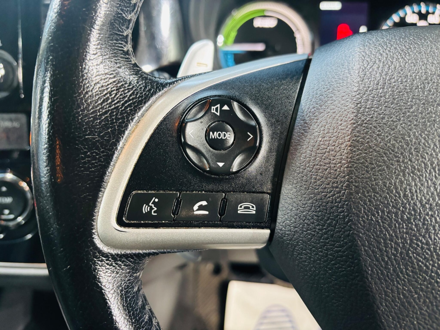 Used Mitsubishi Outlander for sale - 77925995: Photo 24