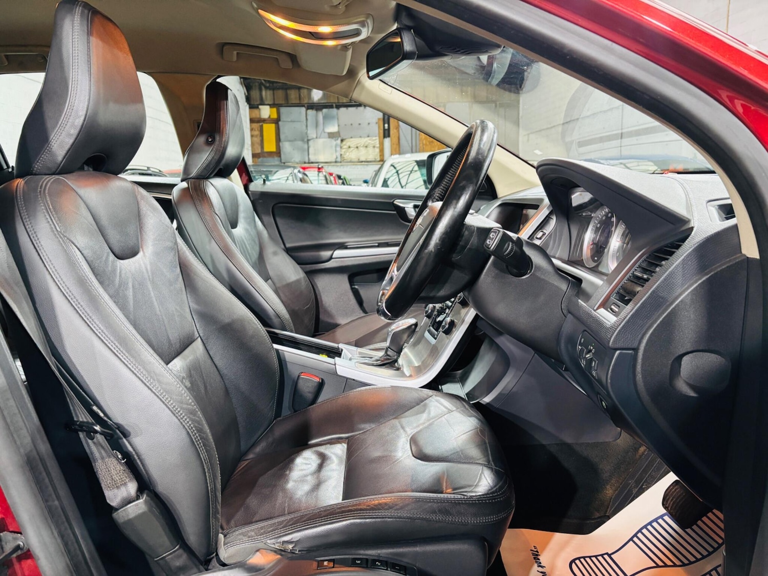 Used Volvo XC60 2012 for sale - 76771663: Photo 13