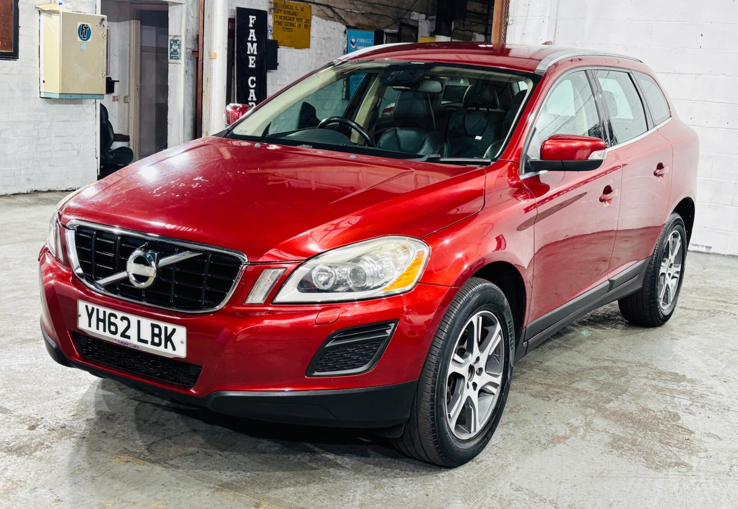 Used Volvo XC60 2012 for sale - 76771663: Photo 4