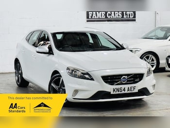 Used Volvo V40 2015 for sale - 79224300: Photo